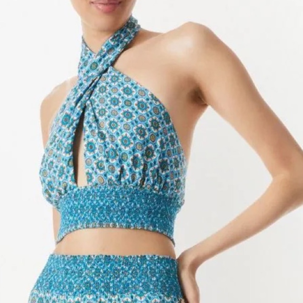 Alice and Olivia Lyndon Halter Top in Washed Geo